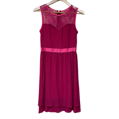 Review Pink Sleeveless Dress - Size 8