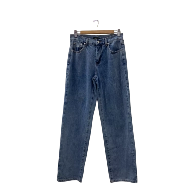 White Fox Womens  Size M Mid Rise Straight Leg Jeans Blue 