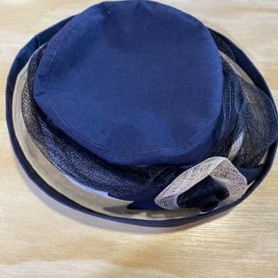 Cathy Stuart Womens Cream / Navy Blue Hat