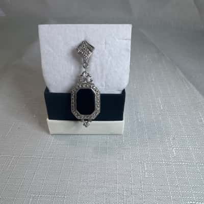  Womens Onyx Pendant Silver 