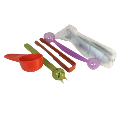 Assorted Tupperware Kitchen Gadgets as pictured