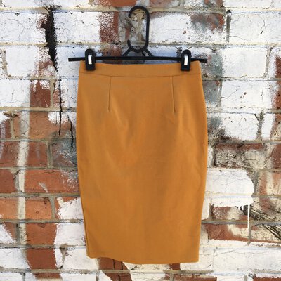 *BRAND NEW* LUVALOT Womens Mustard Pencil Skirt, Size 8