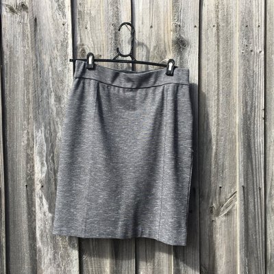 ** LAST CHANCE CLEARANCE **  TRENERY Women's Grey Skirt, Size S