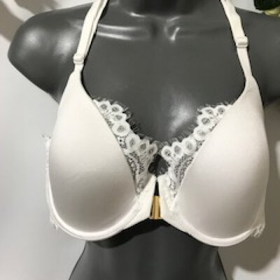  HALF PRICE Womens brand new $49.95 on tag White lace 38B