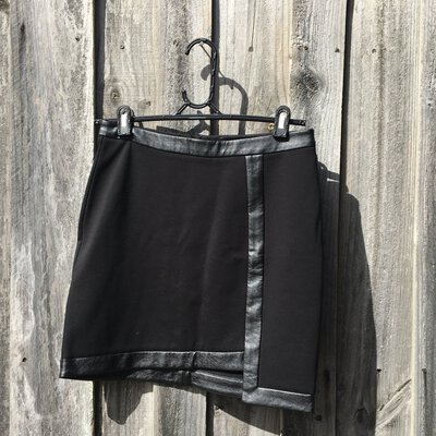 ** LAST CHANCE CLEARANCE ** DECJUBA Womens Black Skirt with Faux Leather Trim, Size S