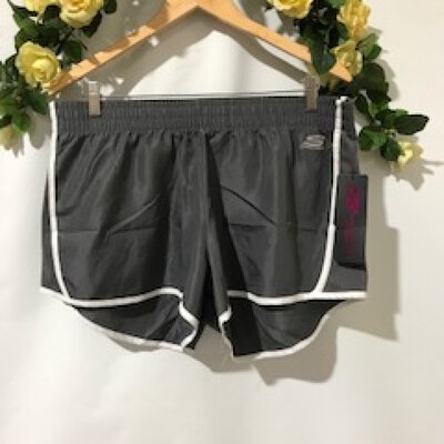  HALF PRICE Skechers women's sport shorts grey/white size XL