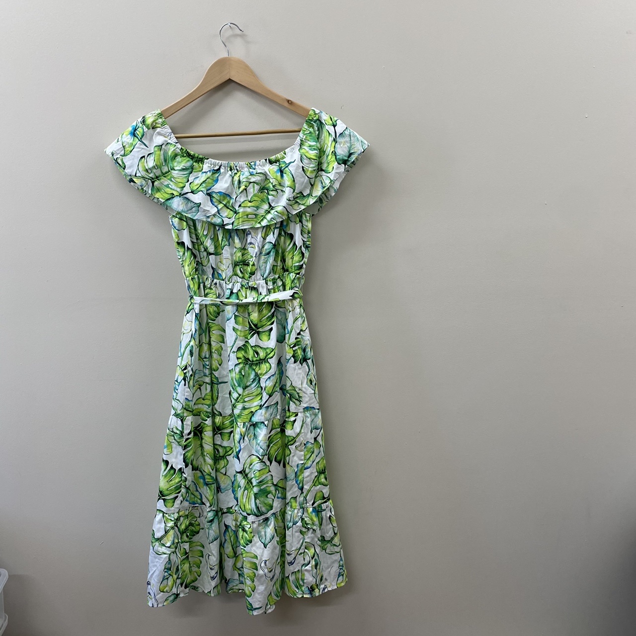 sportsgirl green dress