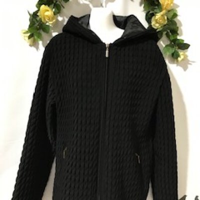  HALF PRICE CSI, Womens, Medium-Large, Black