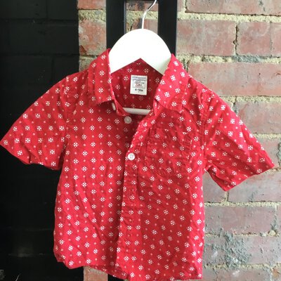 *CLEARANCE*Baby Charlie & Me Red Printed Boys Shirt. Size 6-12M
