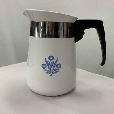 "REDUCED" Corning Ware 4 Cup Jug (Not Complete)