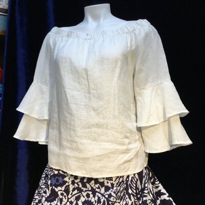 "Target" Woman's White Off The Shoulder Blouse Linen Size 8