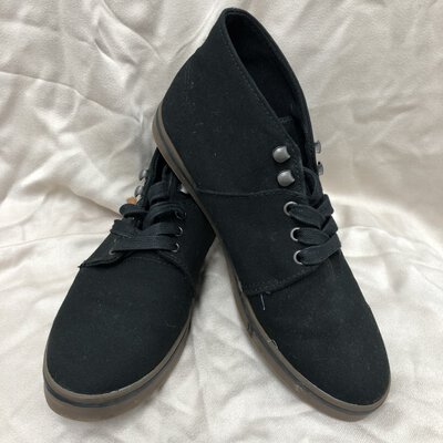 **REDUCED** VANS Womens Black Runners Size 7