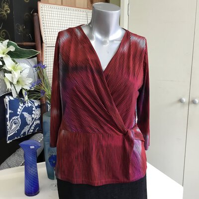 *HALF PRICE*Liz Jordan Women's  Long Sleeved Top, Size XL, Red, Pink & Black